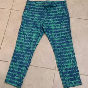 Nike  Dri-Fit  pants  size  M