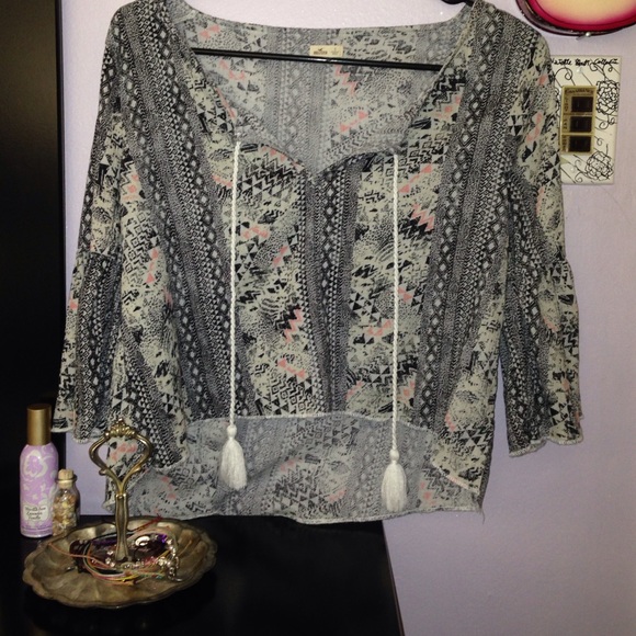 Hollister Beach Shirt