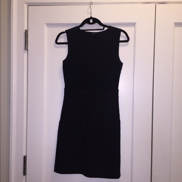 Sz 4 black Theory dress