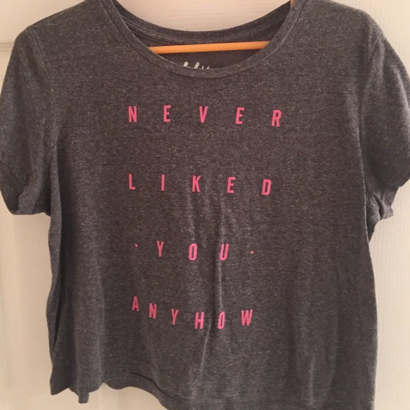Short sleeved shirt