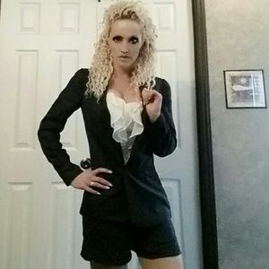 Body by Victoria Sport Jacket/Shorts set