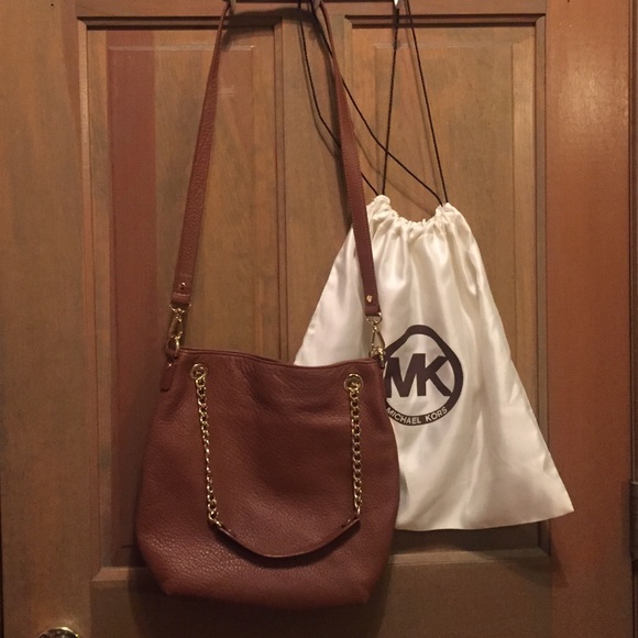 Michael Kors Jet Set medium chain shoulder tote
