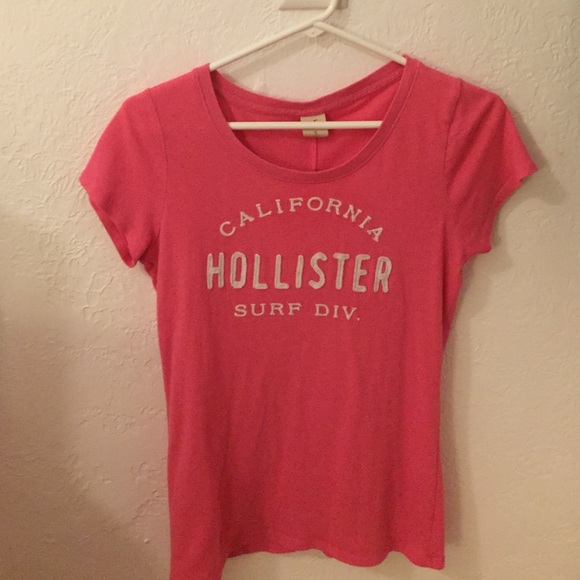 Pink hollister t-shirt