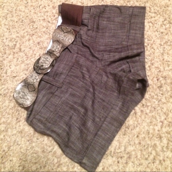 Brown Shorts with Belt - Picture 2 of 2