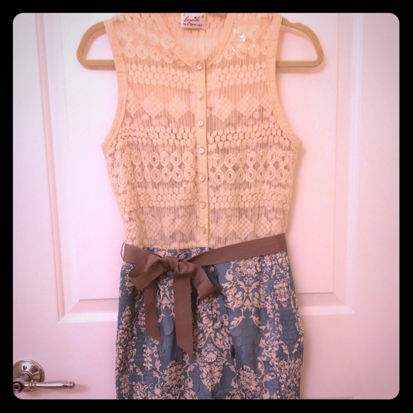 Anthropologie dress size 4 nwt!