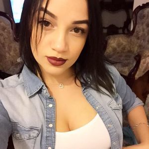 Meet your Posher, Jeannette