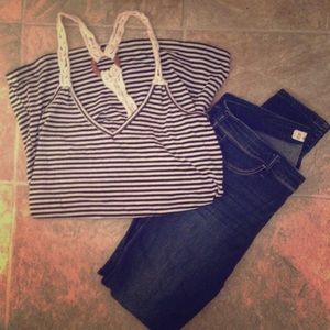 Black & white striped shirt😋