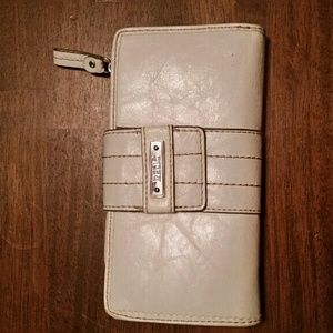 Relic off white wallet