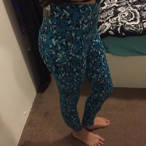 Nike Legend Tight Fit Leggings