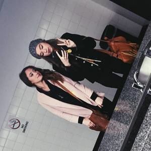 Meet your Posher, Lily