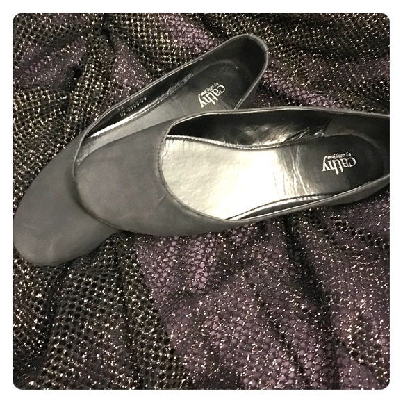 Cathy Jean black ballet flats