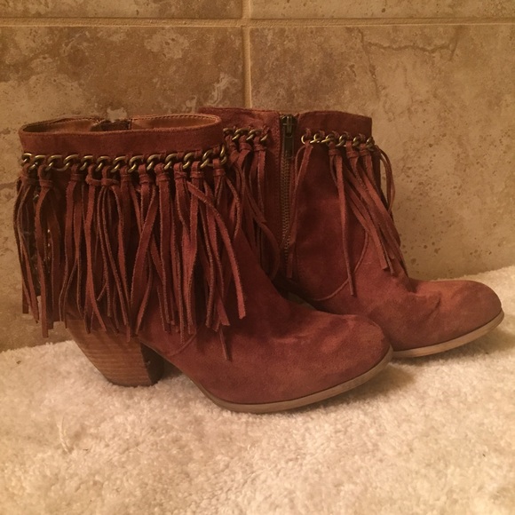 Not Rated Size 7.5