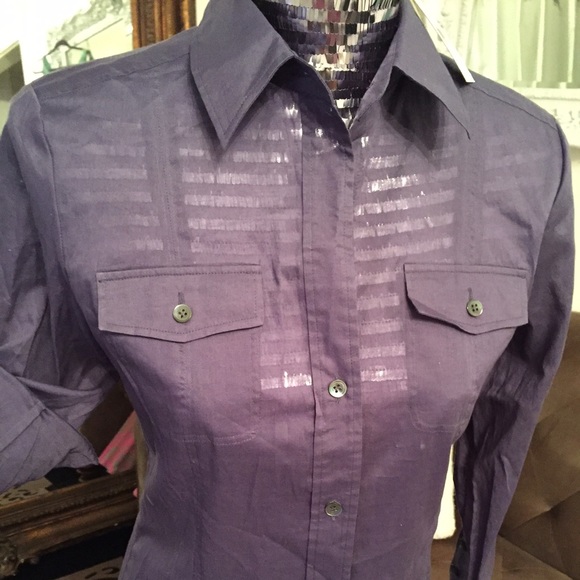 Theory purple button down shirt . Size M NWT