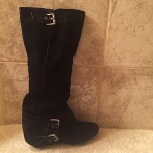 Naughty Monkey Size 8 Boot