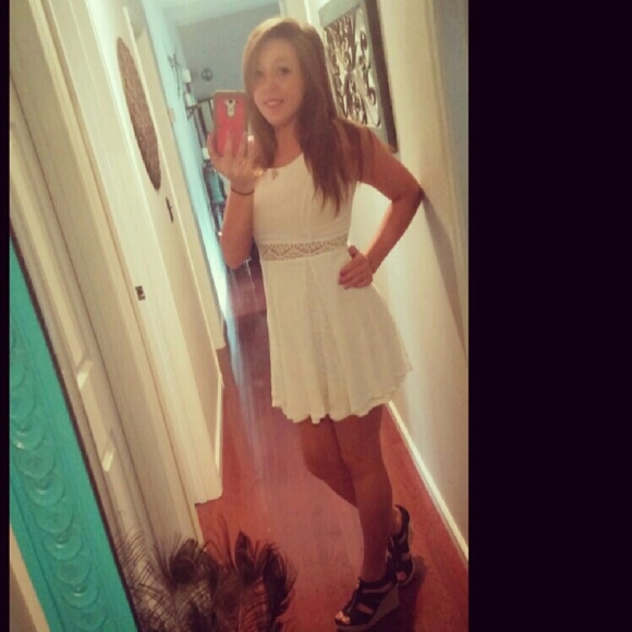 Meet your Posher, Savannah - Picture 3 of 4