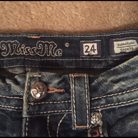 MISSME size 24 multicolored short shorts! - Picture 3 of 3