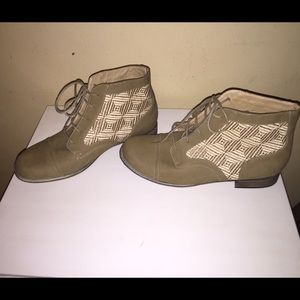 New Urban Outfitters Boots