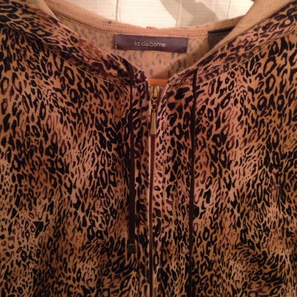 Liz Claiborne Tops - Liz Claiborne animal print, zip front cardigan Liz Claiborne Tops - Liz Claiborne animal print, zip front cardigan
