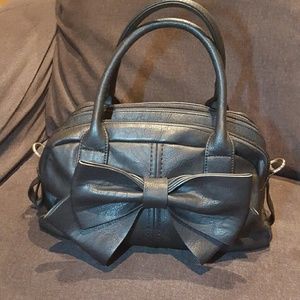 Bow handbag