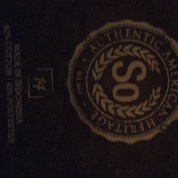 cute blue and gray heart shirt! - Picture 2 of 2