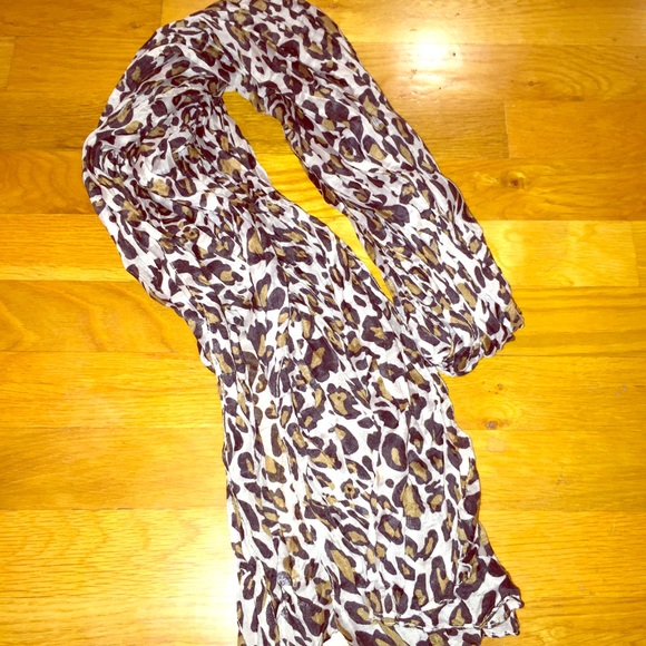 Cheetah scarf