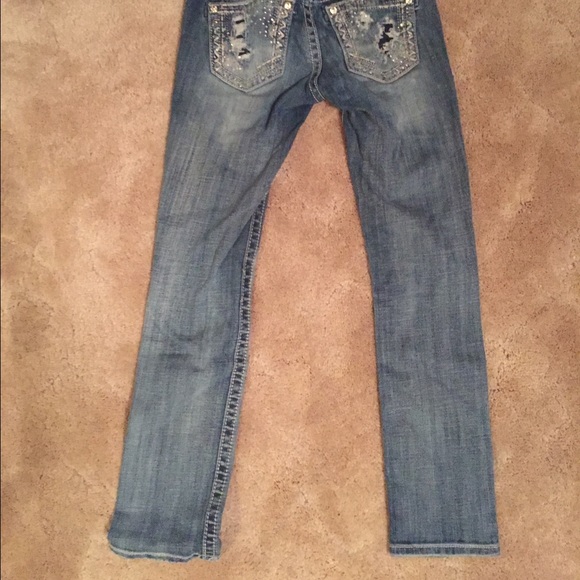 Miss Me light colored straight leg jeans - Picture 3 of 3