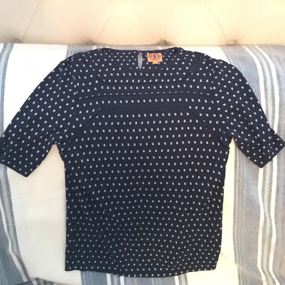 Tory Burch Medium sleeve shirt