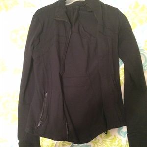 Selling lululemon running jacket