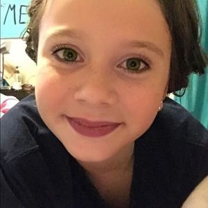 Meet your Posher, Isabela