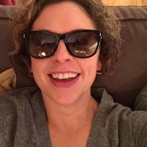 Meet your Posher, Jennie