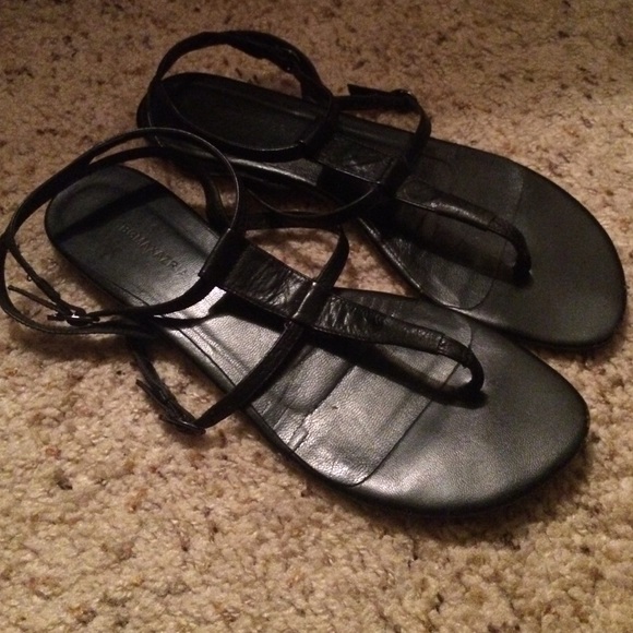 BCBG MAXAZRIA sandal size 81/2
