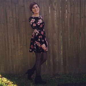 Meet your Posher, Celena