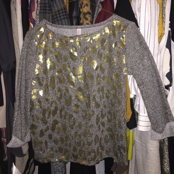 Leopard print gold and grey sweater