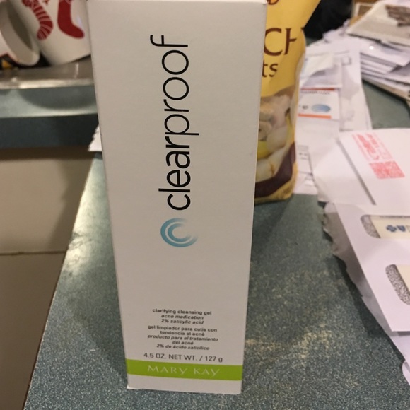 Clear proof cleansing gel