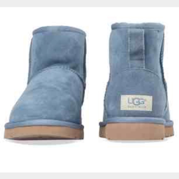 Dolphin Blue Uggs