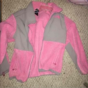 Kids north face $40