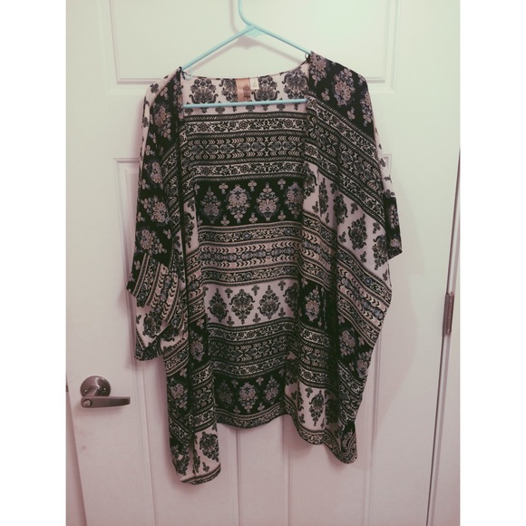 Printed Kimono