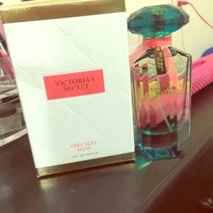Victoria's Secret perfume brand-new