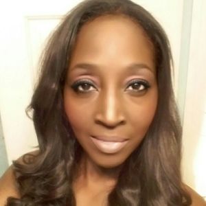 Meet your Posher, Kendra