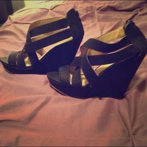 Chinese Laundry Black Strappy Wedges size 7.5