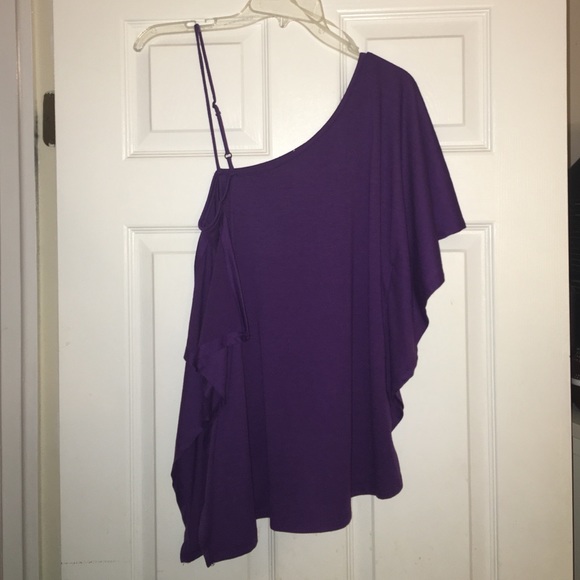 Charlotte Russe One Sleeve Top - Picture 2 of 2