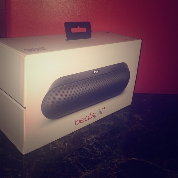 Beats Pill+