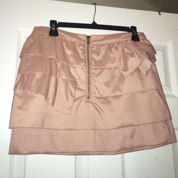 Forever 21 Short Skirt - Picture 4 of 4