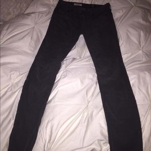 On trend AG houndstooth super skinny jegging.