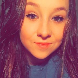 Meet your Posher, Haylee