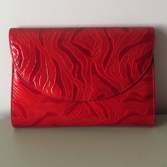 Bellini- Red Clutch - NWOT