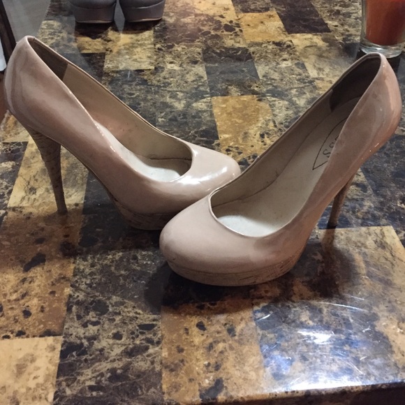 Guess pumps - Picture 2 of 2