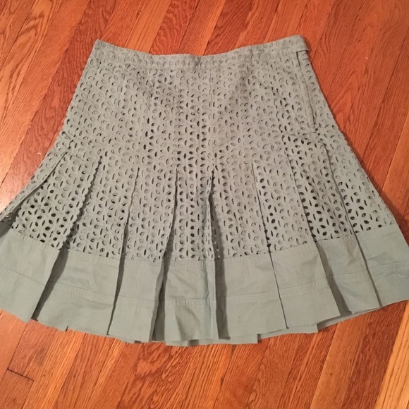 Club Monaco Dresses & Skirts - Club Monaco Mint Eyelet Skirt