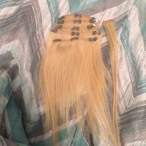 Blonde hair extensions