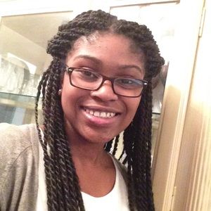 Meet your Posher, Natasha